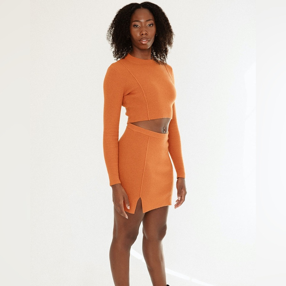Burnt orange Morlé cropped knit Top